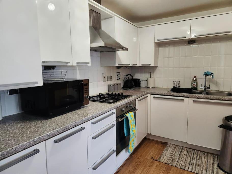 Rgm Hatfield 2 Bedroom Apartment Экстерьер фото